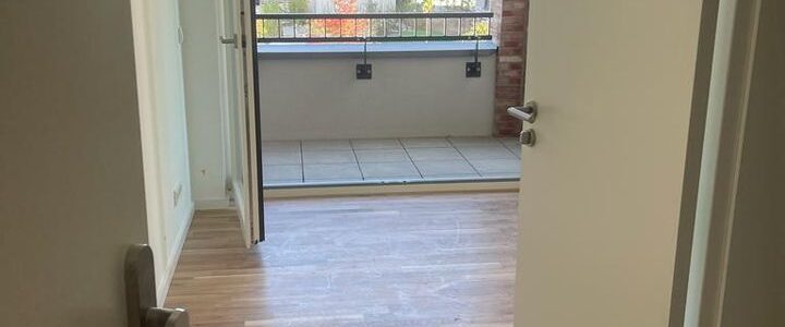 Lichtdurchflutete 1-Zimmer Wohnung 32 m² mit Balkon